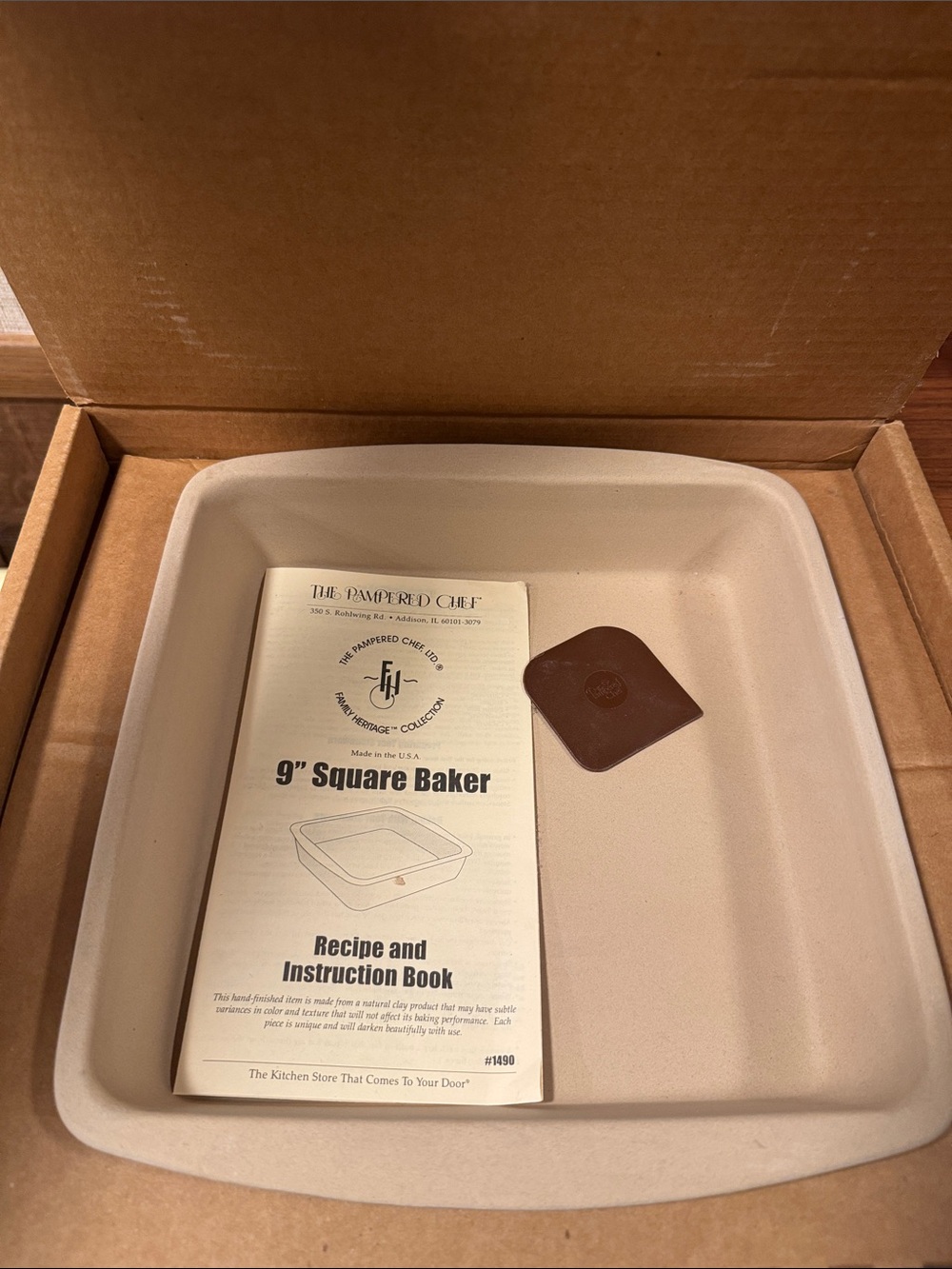 Pampered Chef Square Stoneware Baker 9” NIB